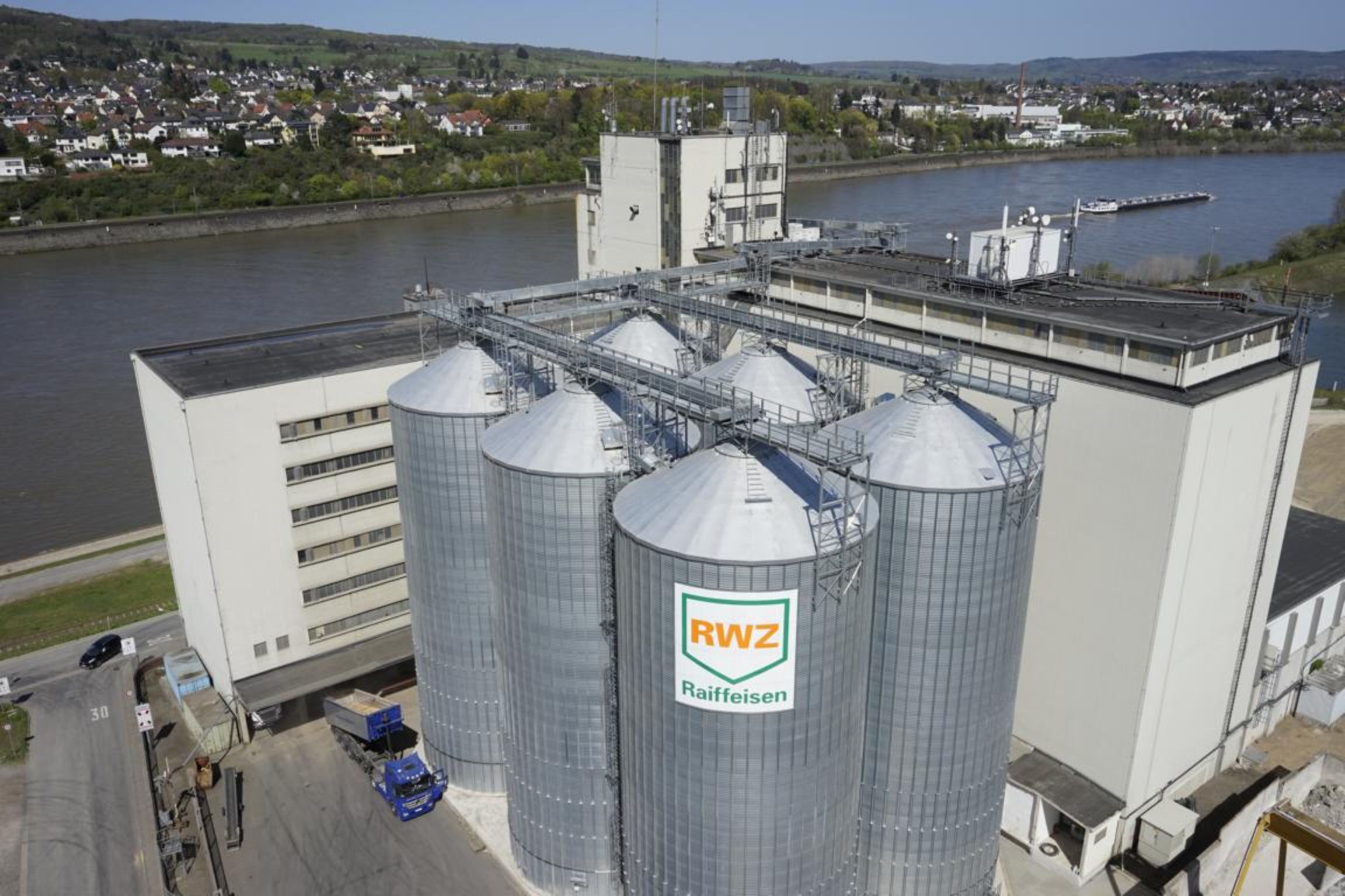 Pressebilder Raiffeisen WarenZentrale RheinMain AG